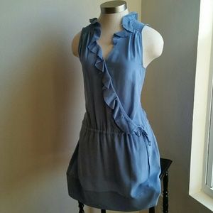 BANANA REPUBLIC.....BEAUTIFUL RUFFLE..DRESS